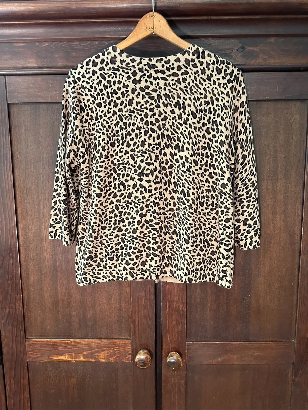 Designers Originals • women’s lightweight cardigan sweater - Picture 2 of 3
